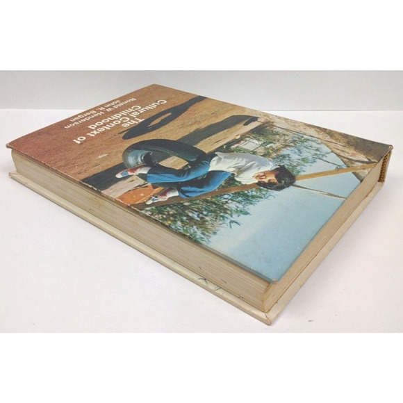 1976 The Cultural Context of Childhood by Ronald Henderson and John Bergan Used - Picture 11 of 11
